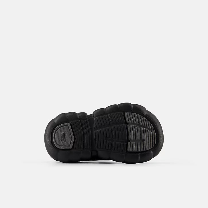 뉴발란스 230 Hook and Loop 블랙 (130-210size)