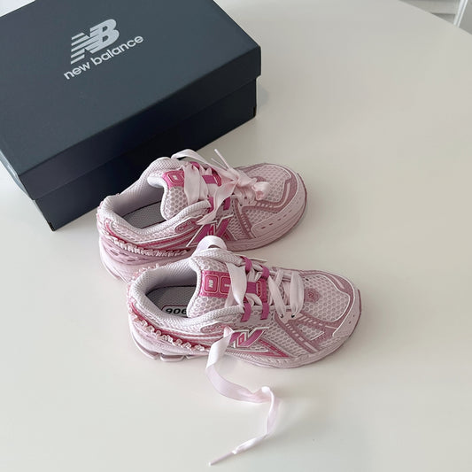 뉴발란스 1906 리틀 키즈 뉴 핑크 프릴